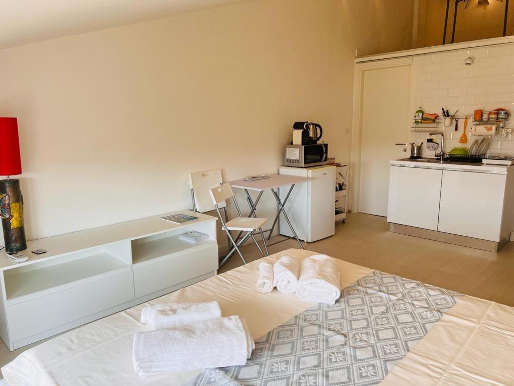 La Casita Appartement Cagliari Buitenkant foto